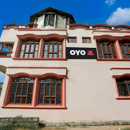 Hotel O The Relax In Varanasi Exterior foto